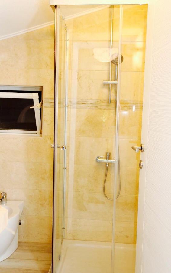 מדולין Naturia Holiday House מראה חיצוני תמונה